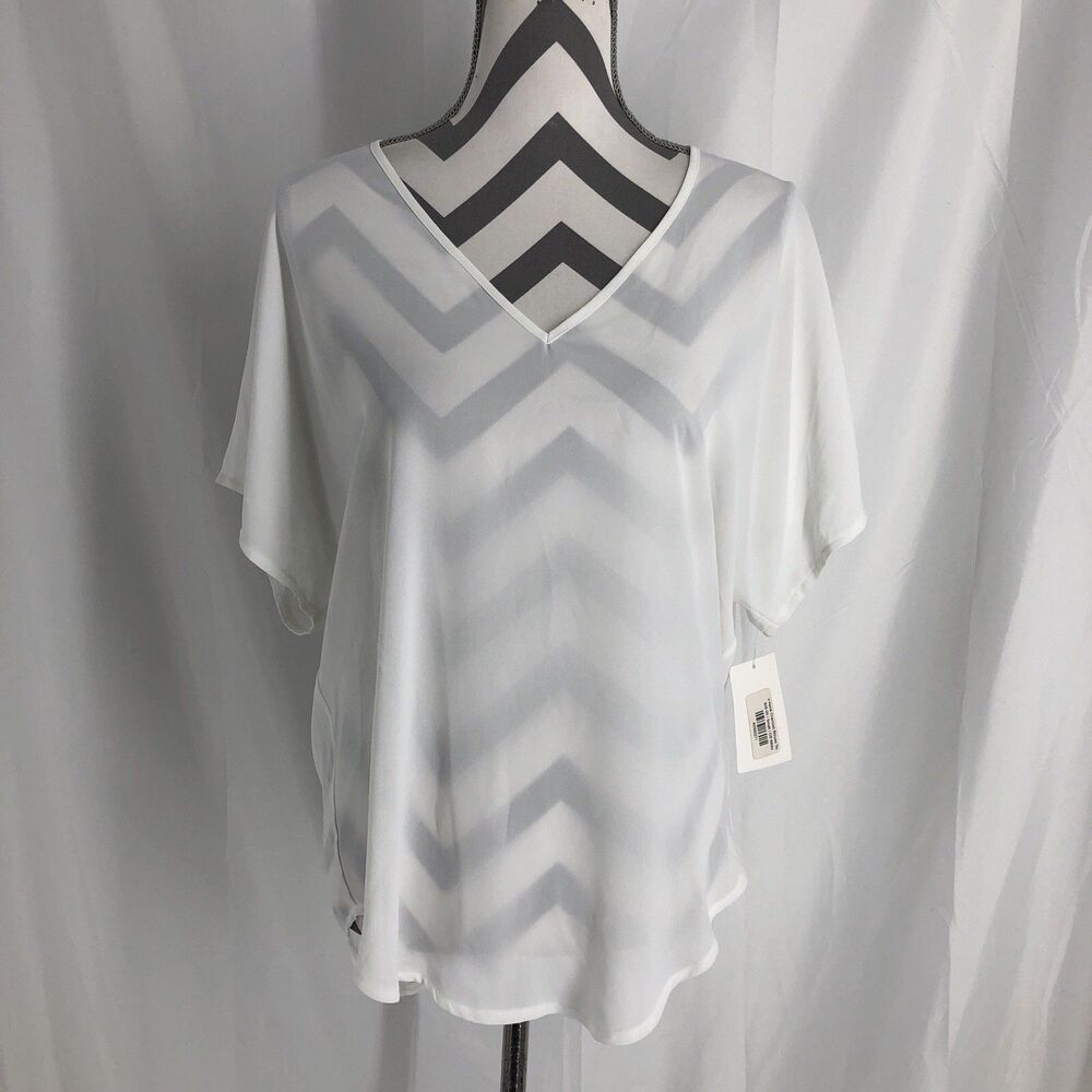Lush White V-neck Oversized Short Sleeve Blouse Sz Small
